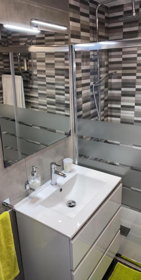 Super Apartamento En Playa De La Pineda Exteriör bild